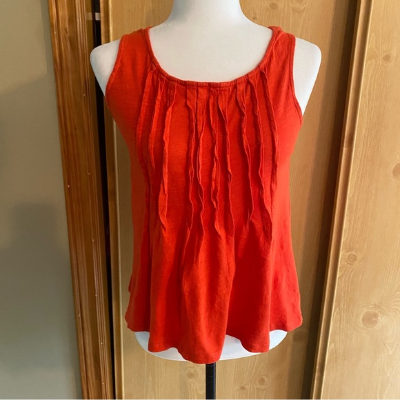 Deletta by Anthropologie • Twisted Pleats Cotton Tank in Red - Picture 2 of 10